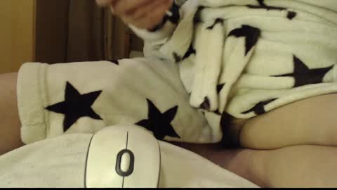 Snapshot of laralhotr chatting on 02/06/25, 05:40 laralhotr online show from 02/06/25, 05:40