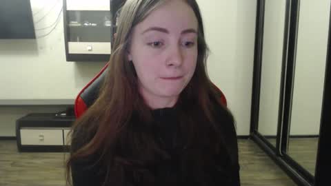 Snapshot of laralianna chatting on 02/06/25, 09:17 Laralianna online show from 02/06/25, 09:17