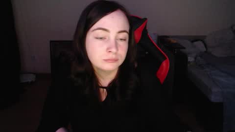 Laralianna online show from 02/10/26, 09:08