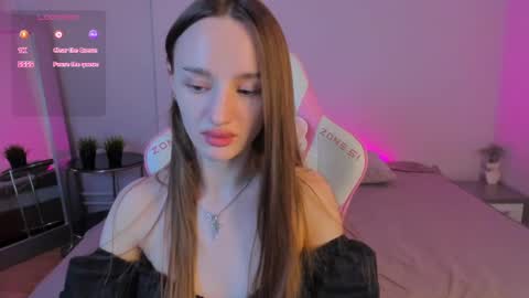 MY NAME IS LILY online show from 03/10/25, 07:10