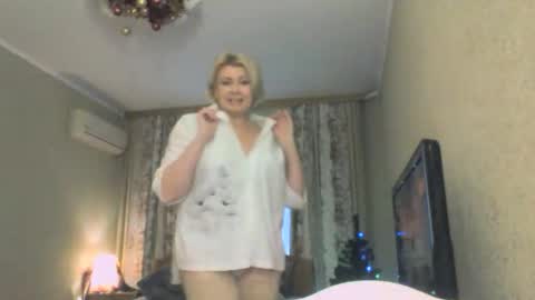 laramrs online show from 12/20/25, 11:50