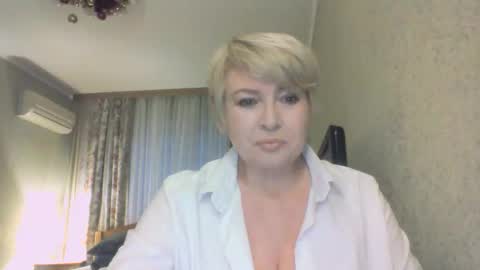 laramrs online show from 12/21/25, 01:18