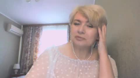 laramrs online show from 03/01/26, 11:23