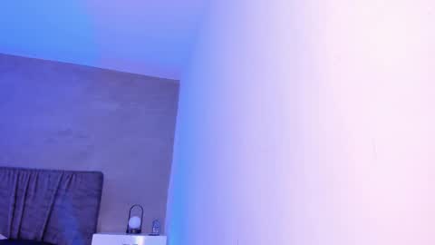 Snapshot of laravillalobos chatting on 03/24/26, 12:43 Laura online show from 03/24/26, 12:43
