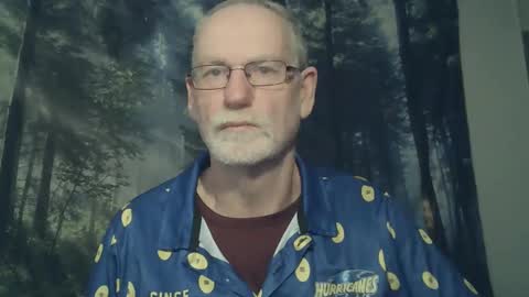 Larbie online show from 01/11/25, 04:48