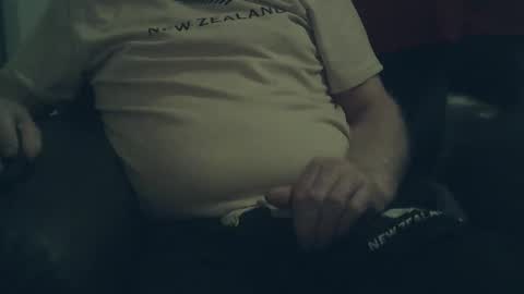 Larbie online show from 03/08/25, 09:08