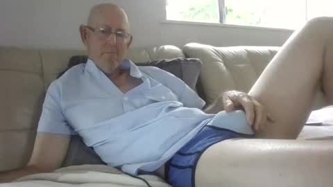 largerthan-   say hi on entry online show from 01/12/26, 02:06