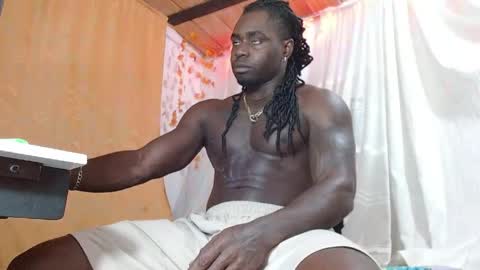 Snapshot of largo_eddy chatting on 03/24/26, 08:41 Largo eddy online show from 03/24/26, 08:41