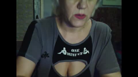 larisaq4ugo24 online show from 01/31/25, 08:22