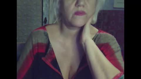 larisaq4ugo24 online show from 02/05/25, 08:04