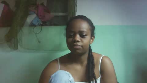 larissa645771 online show from 10/11/25, 09:08