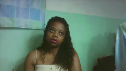 larissa645771 online show from 10/31/25, 08:04