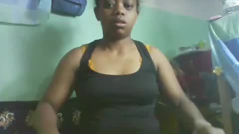 larissa645771 online show from 11/05/25, 07:52