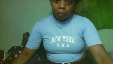 larissa645771 online show from 03/25/26, 06:58