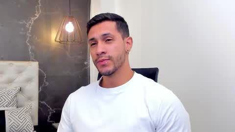 andrew online show from 12/17/25, 01:28