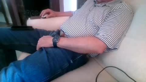 larryj007 online show from 07/16/26, 04:02