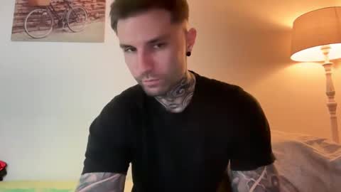 larsskeet online show from 12/03/25, 02:37