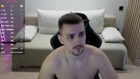 Snapshot of larstar01 chatting on 11/23/25, 11:59 Lars online show from 11/23/25, 11:59