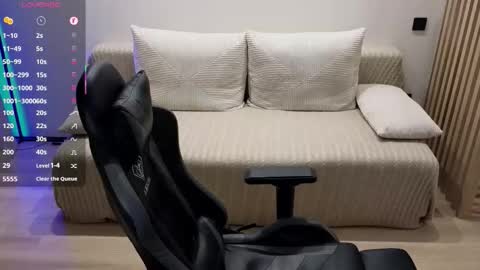 Snapshot of larstar01 chatting on 11/26/25, 07:15 Lars online show from 11/26/25, 07:15