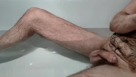 Snapshot of lary0078 chatting on 10/16/25, 09:05 Lary78 online show from 10/16/25, 09:05