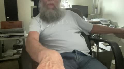 chris online show from 02/18/26, 03:35