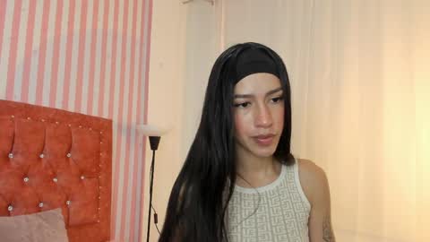 Snapshot of laskhmi_ chatting on 06/05/26, 02:12 Tania online show from 06/05/26, 02:12