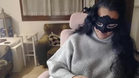 Auri online show from 03/04/25, 11:22