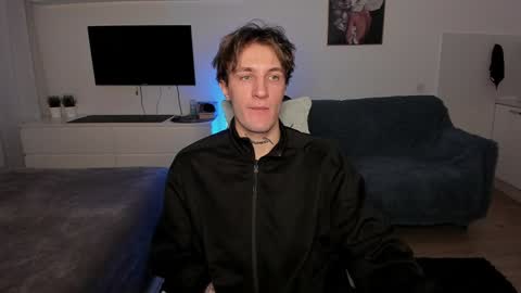 Snapshot of lastnight4you chatting on 12/23/24, 06:11 acie online show from 12/23/24, 06:11