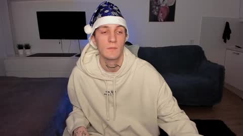 Snapshot of lastnight4you chatting on 12/28/24, 02:11 acie online show from 12/28/24, 02:11