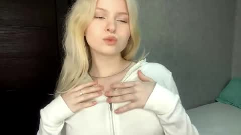 Jay online show from 03/18/26, 07:39