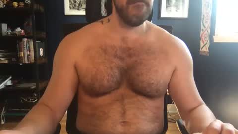 Latenightlunch online show from 04/23/26, 03:47