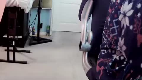 Snapshot of latexchris77 chatting on 01/29/25, 01:17 latexchris77 online show from 01/29/25, 01:17