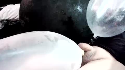 Snapshot of latexchris77 chatting on 02/21/26, 11:44 latexchris77 online show from 02/21/26, 11:44