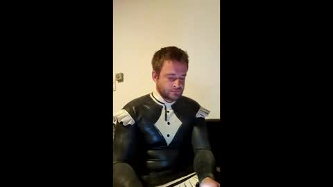 Snapshot of latexmaid69 chatting on 05/19/26, 10:49 Latexmaid69 online show from 05/19/26, 10:49