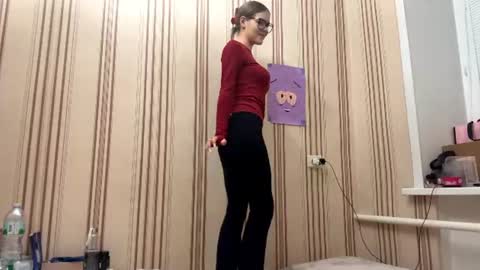 Snapshot of latiapetosa chatting on 06/18/26, 11:20 Mia online show from 06/18/26, 11:20