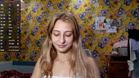 Amelia online show from 10/25/25, 11:07