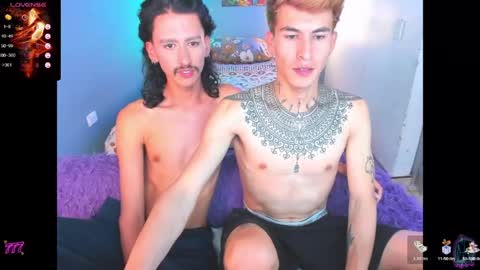 Snapshot of latin_boysxxx_ chatting on 04/22/26, 10:33 latin_boysxxx_ online show from 04/22/26, 10:33