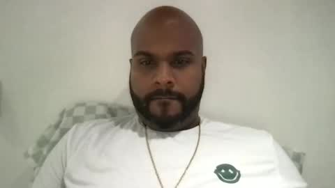 Snapshot of latin_chubby chatting on 10/19/25, 06:08 latin_chubby online show from 10/19/25, 06:08