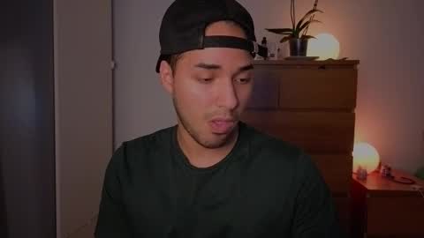  Free OF online show from 12/17/25, 11:49