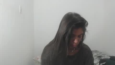 Snapshot of latin_meg chatting on 05/16/26, 04:09 M E G A N online show from 05/16/26, 04:09