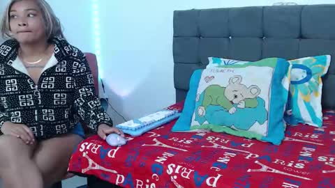 Snapshot of latin_rihanna_j chatting on 02/23/26, 11:51 karen online show from 02/23/26, 11:51