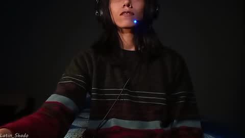 Snapshot of latin_shado chatting on 11/17/25, 07:03 Shado online show from 11/17/25, 07:03