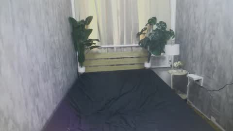 latina_andrea online show from 11/28/25, 01:30