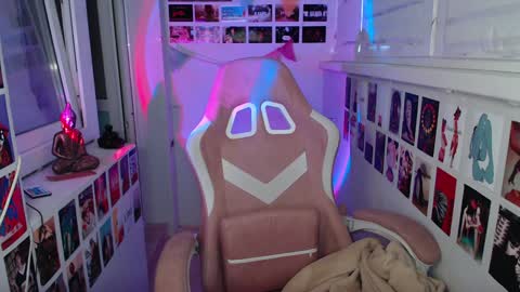 miiiiiiaaaa online show from 12/06/24, 05:31