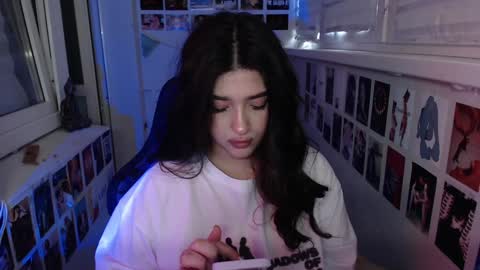 miiiiiiaaaa online show from 01/29/25, 01:17