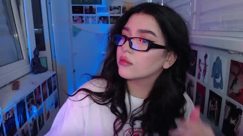 miiiiiiaaaa online show from 02/01/25, 08:50