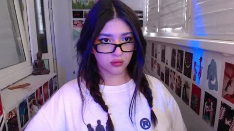 miiiiiiaaaa online show from 02/11/25, 11:10