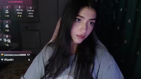 Snapshot of latina_mia chatting on 07/07/26, 07:23 miiiiiiaaaa online show from 07/07/26, 07:23