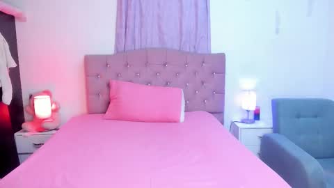 Martina online show from 02/08/26, 06:50