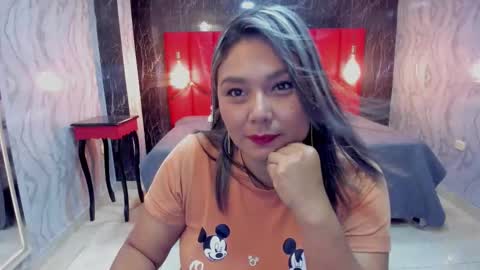 EMMA   online show from 02/09/26, 02:32